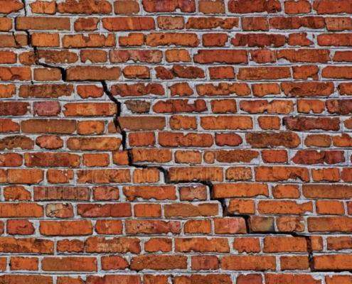 A cracked brick wall, cognitive hypnotherapy in colchester and online